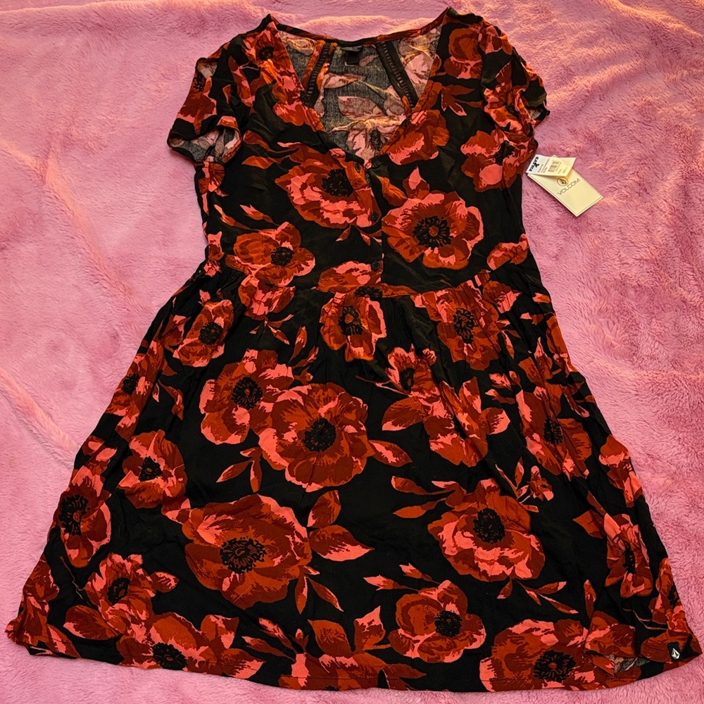 NWT Volcom Red and Black Floral Dress